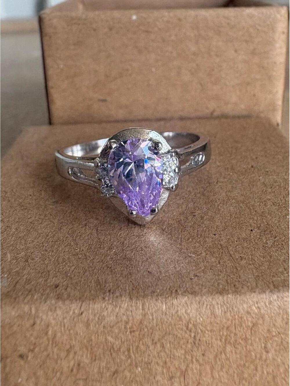 Silver Pear-Cut Lavender Gemstone Ring Size 9.25